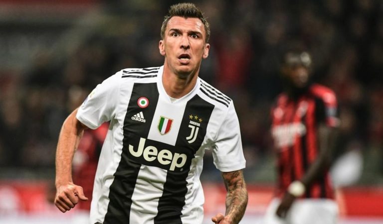 Mario Manzukic Adım Adım Kartal’a