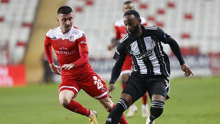 Spor Yazarları Beşiktaş Antalyaspor Maçını Yorumladı…