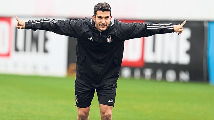 Isınmada Dikkat Çeken Necibin Görüntüsü!