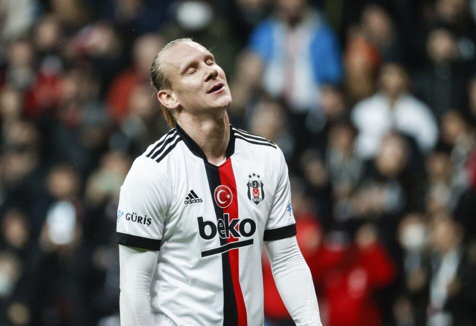 Beşiktaş ve Trabzonspor’dan Domagoj Vida açıklaması