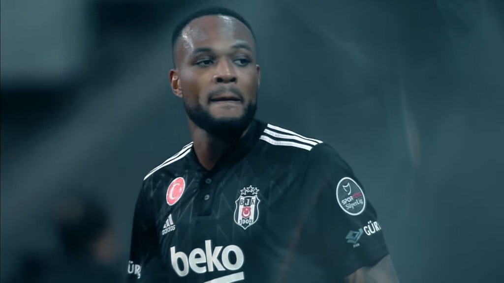 Larin’in planı suya düştü