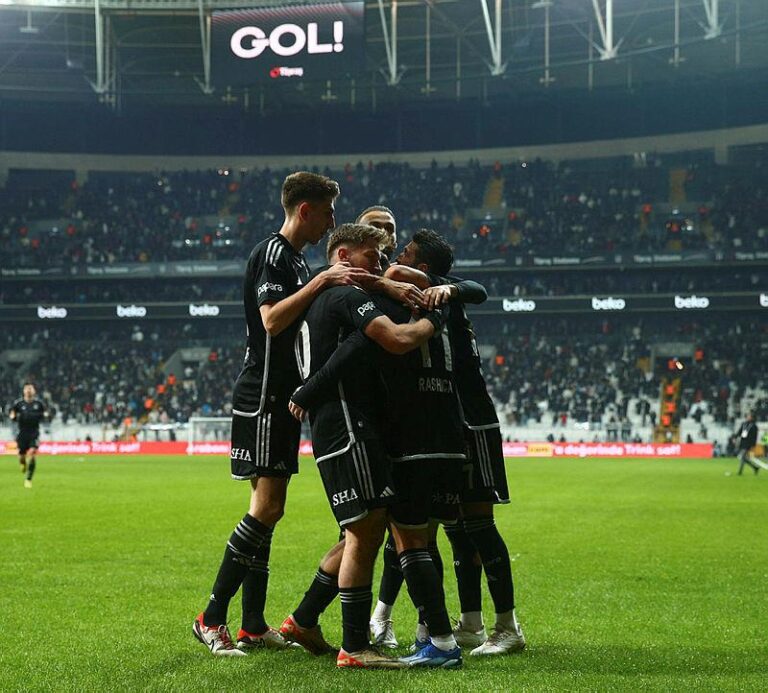 Beşiktaş 3-0 VavaCars Fatih Karagümrük