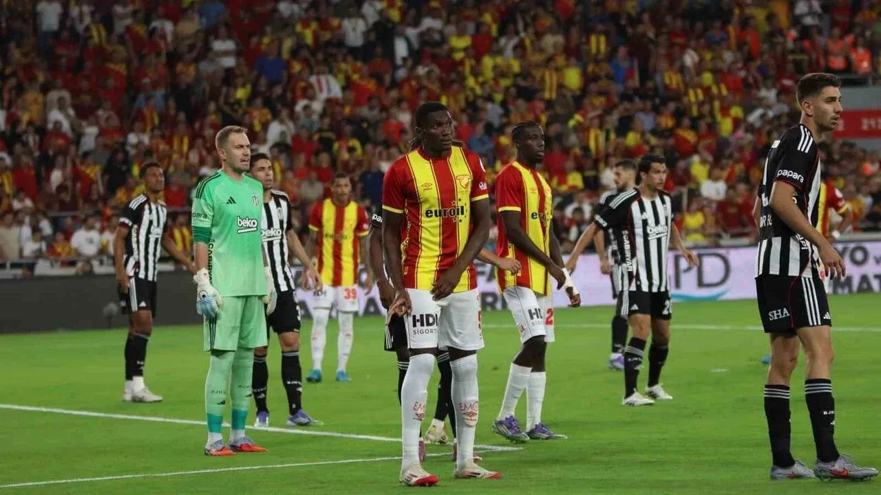 İlker Yağcıoğlu’ndan Beşiktaş’a sert eleştiriler