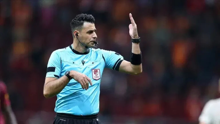 Hakem değil,soytarı