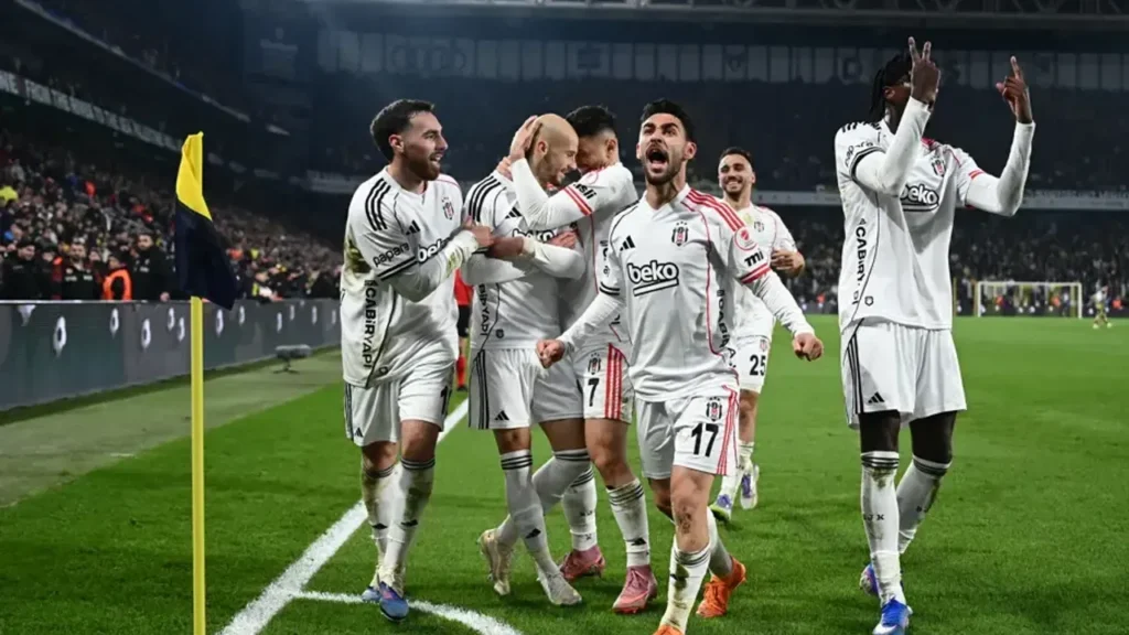 Beşiktaş G.Saray’ı yener