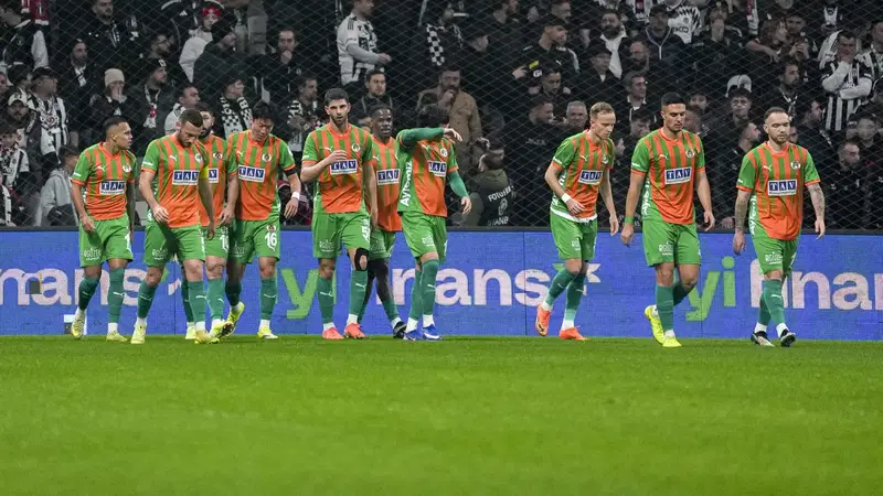 Paulo Victor: ”Bu sezon Beşiktaş’tan 4 puan aldık…”